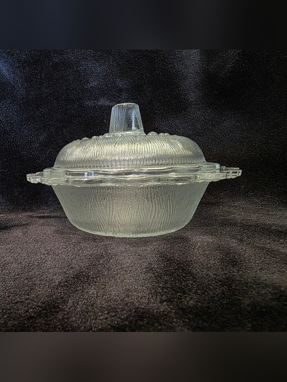Clear Pressed Glass Round Covered Dish w Lid 6 in Diameter 2-Piece Set
